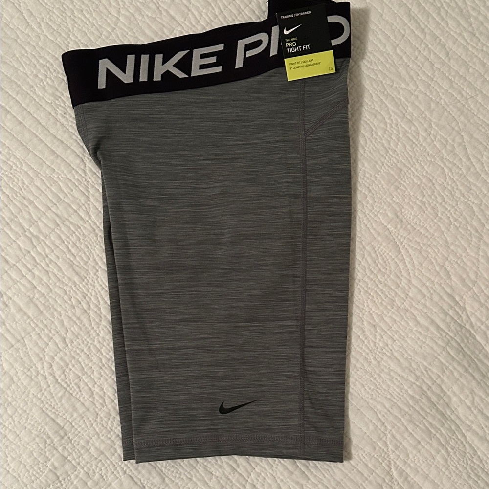 Nike Pro Tight Fit Trainers